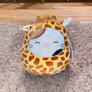 cam the giraffe squishmallow